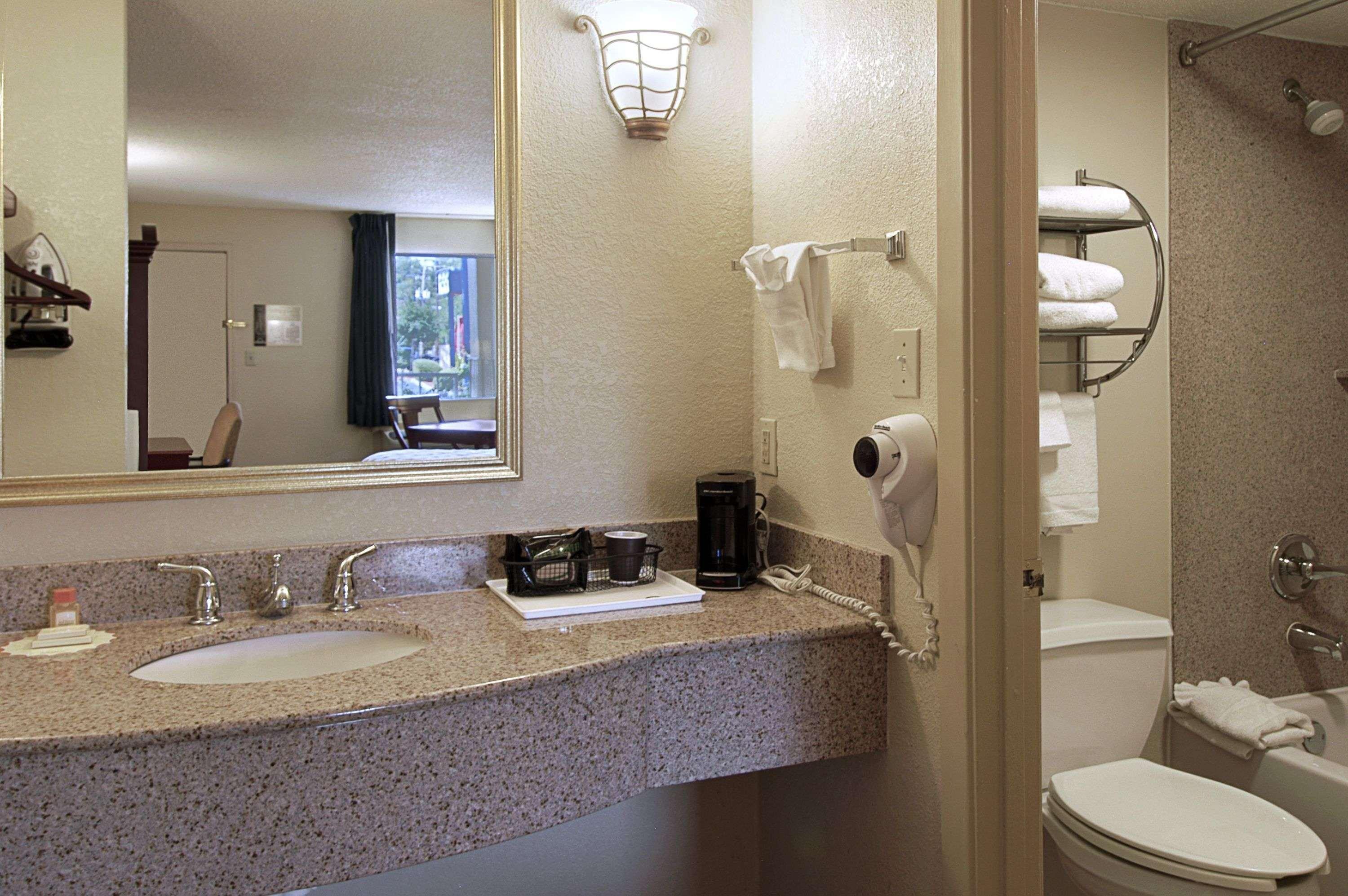 Days Inn By Wyndham Memphis At Graceland Luaran gambar
